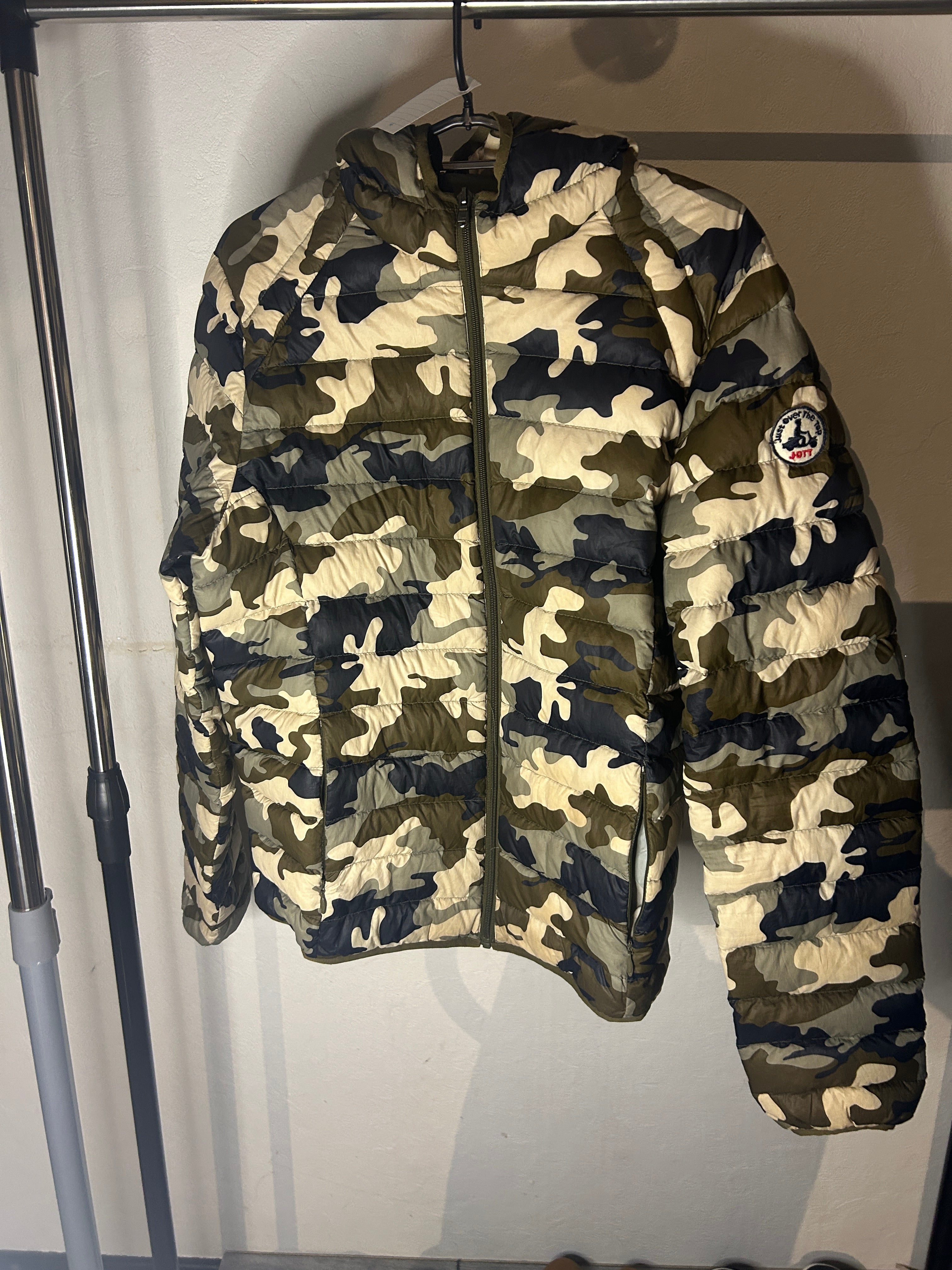 Doudoune JOTT à motifs camouflage