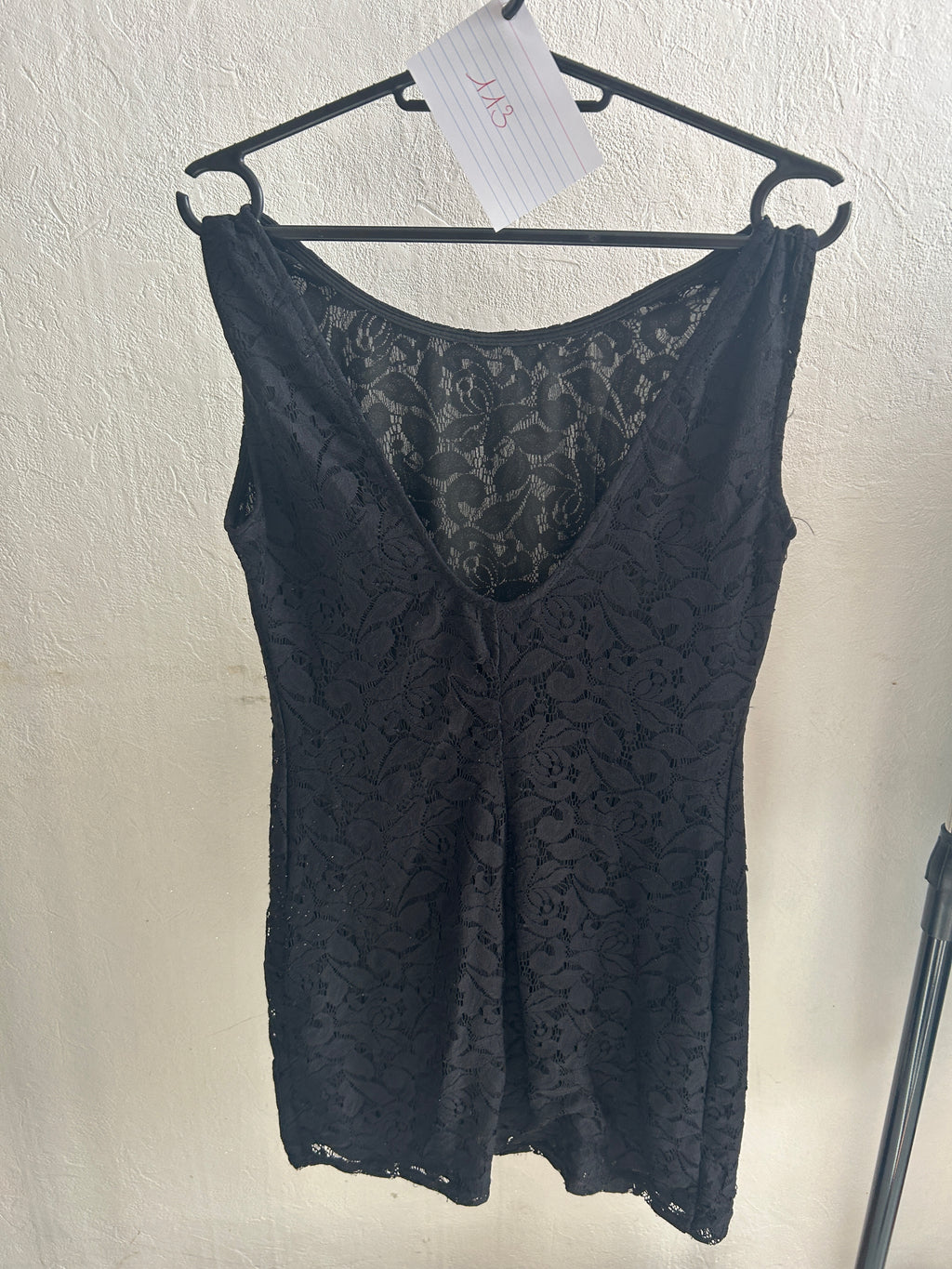 Robe noire en dentelle