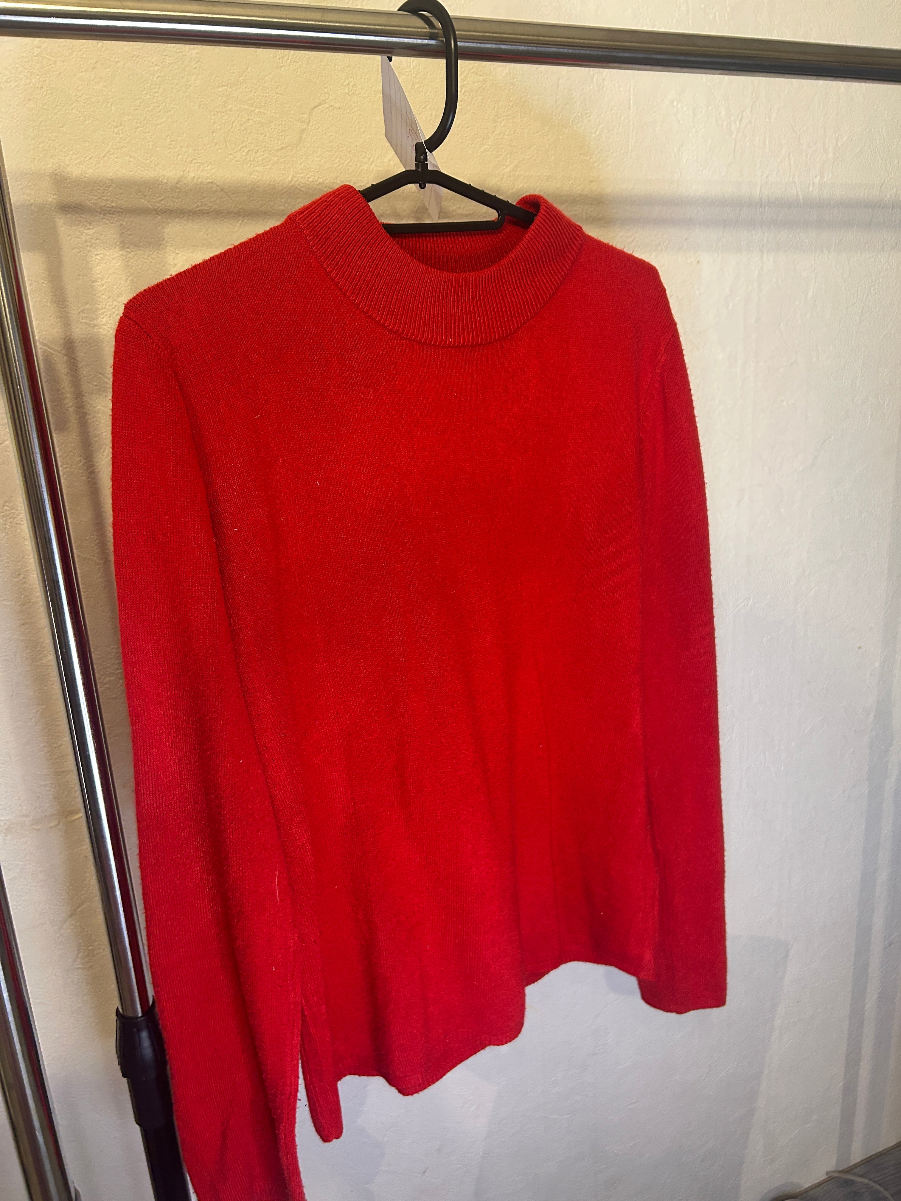 Elegant red sweater