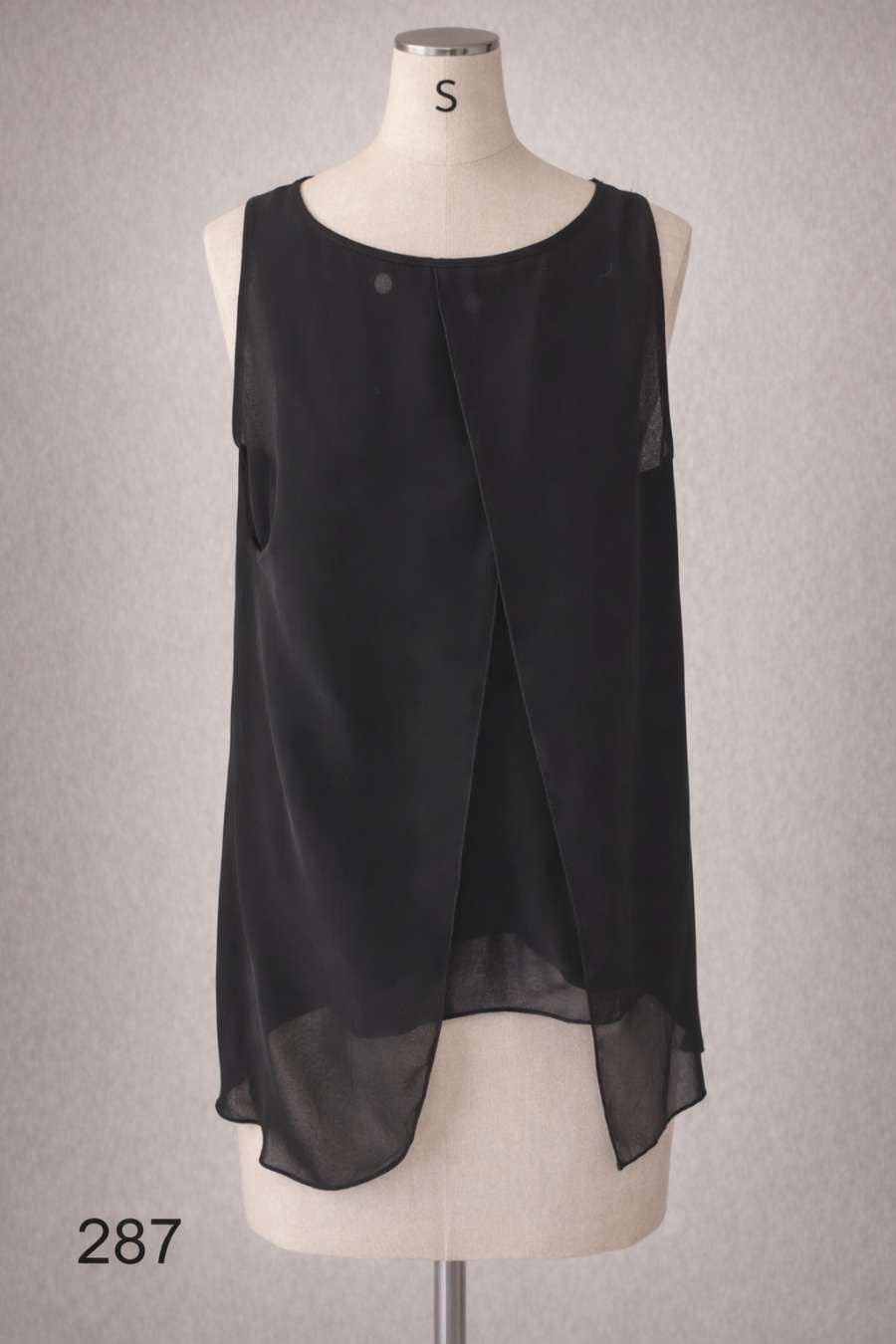 Haut Zara