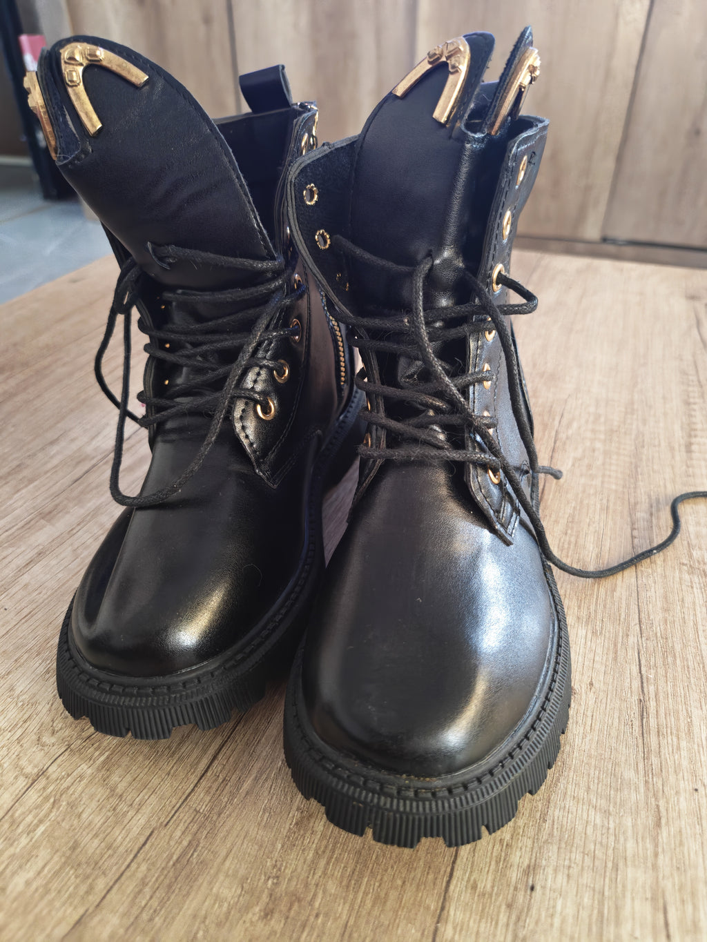 Ankle boots