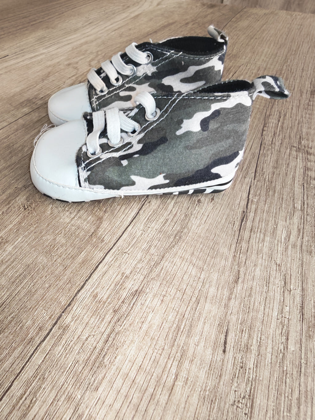 Baby shoe
