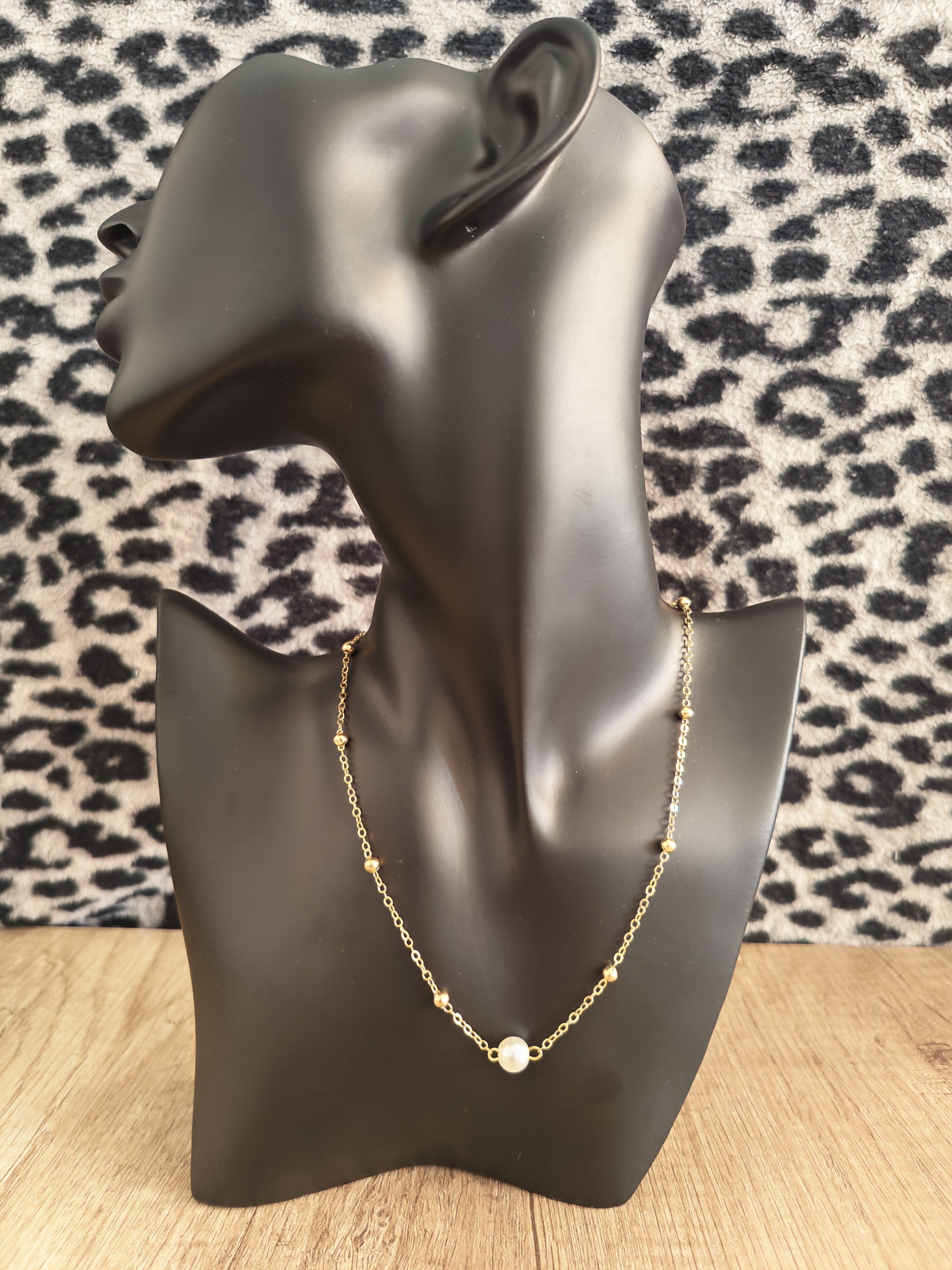 Collier doré