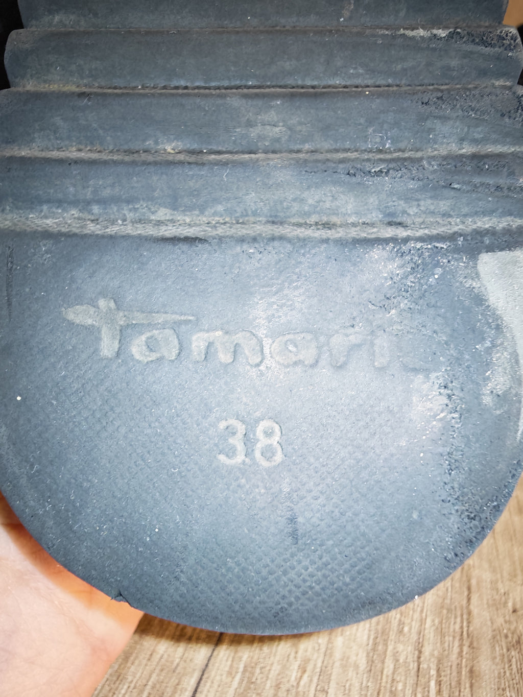 Basquet Tamaris taille 38