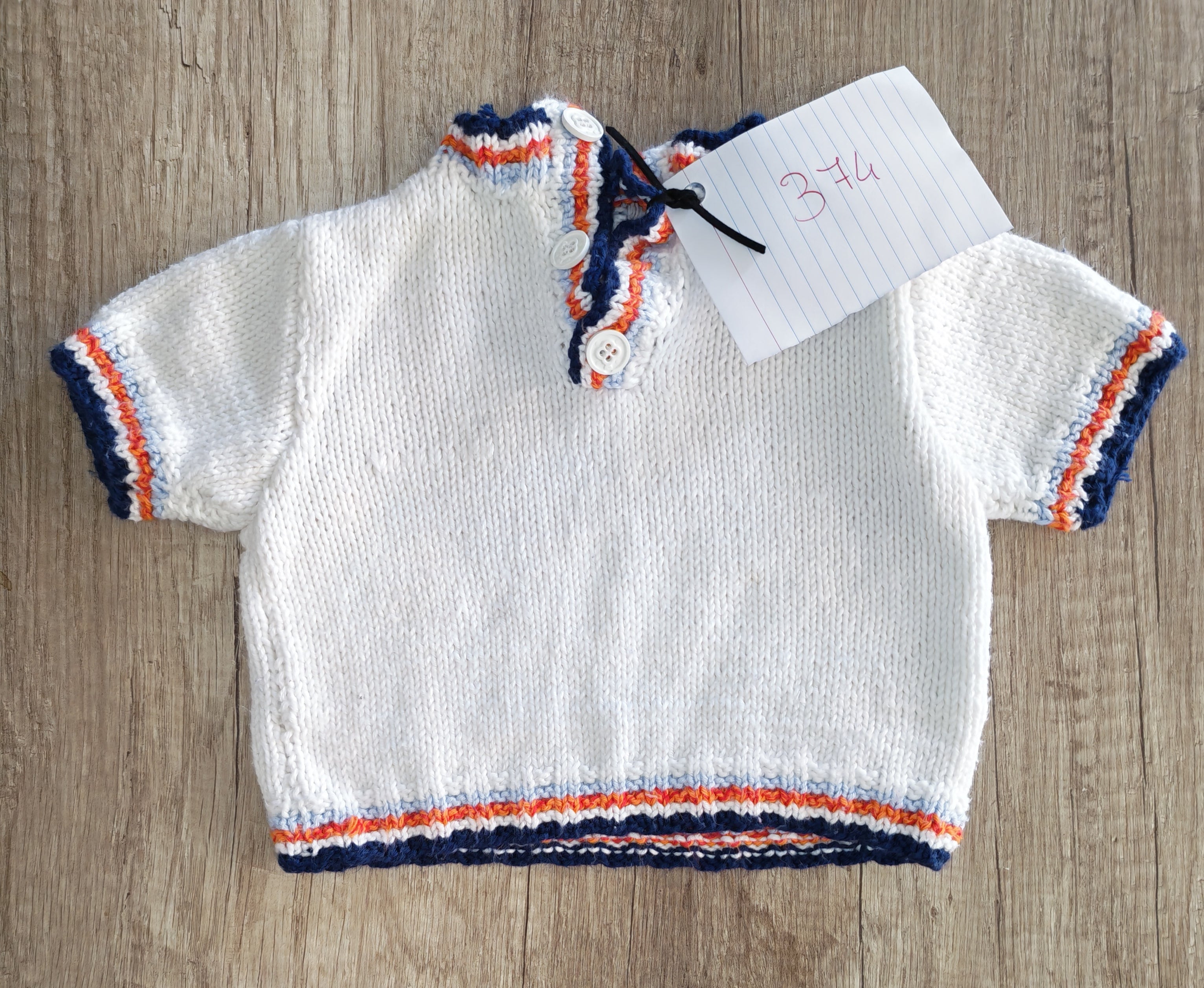 Pull fait main bébé