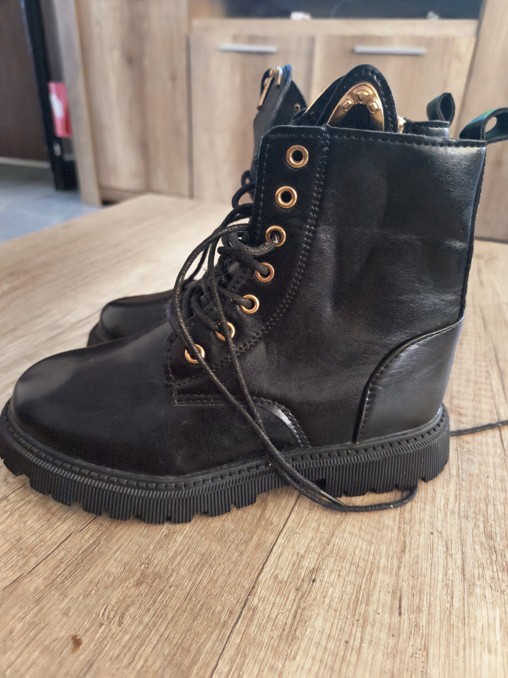 Ankle boots
