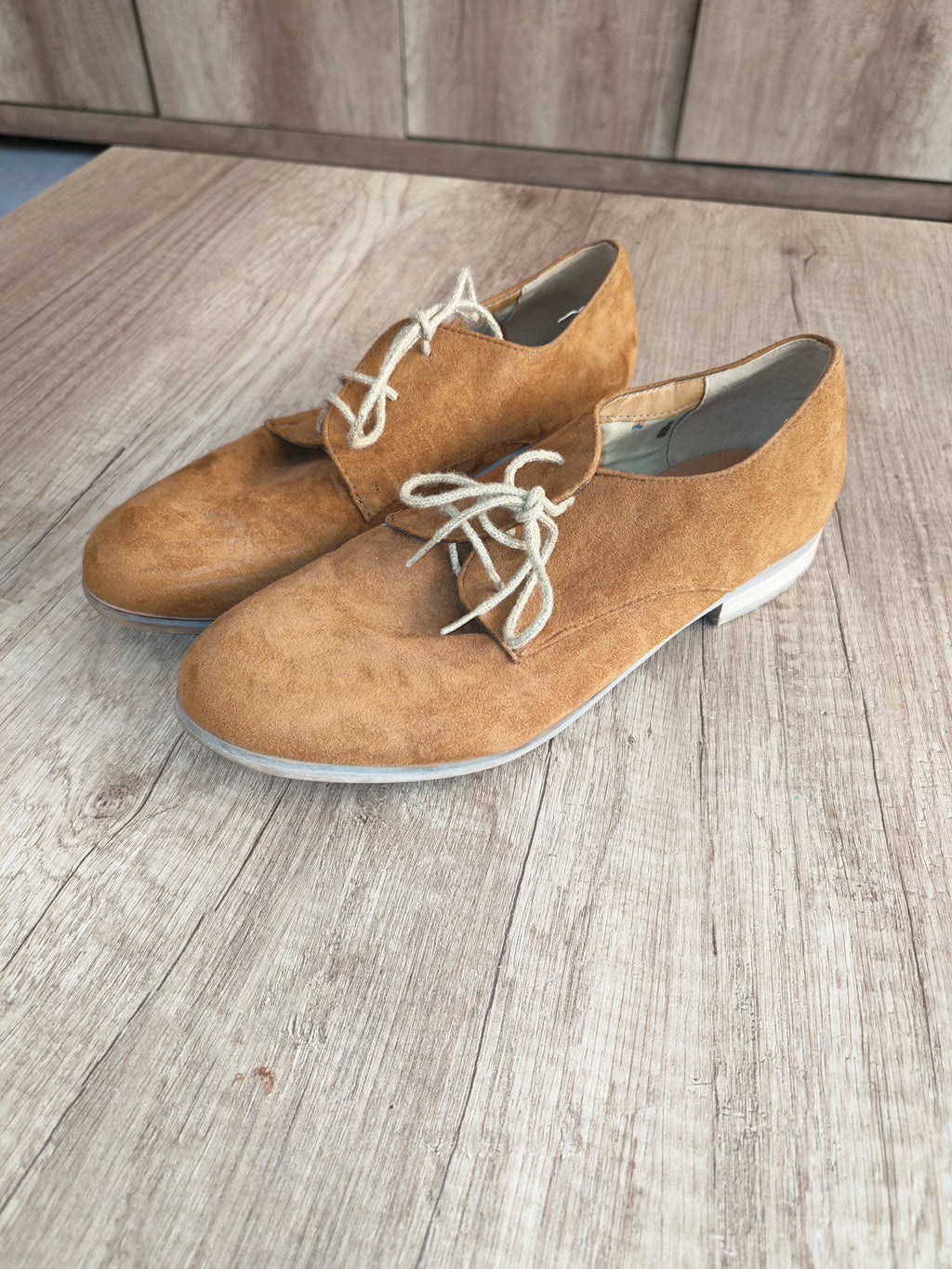 Chaussure bata taille 40